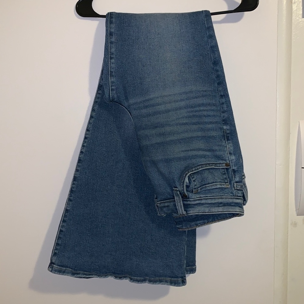 High Rise Flair Lee Jeans